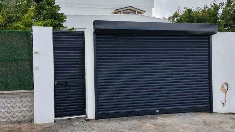 Γκαραζόπορτα και αυτόματο ρολό