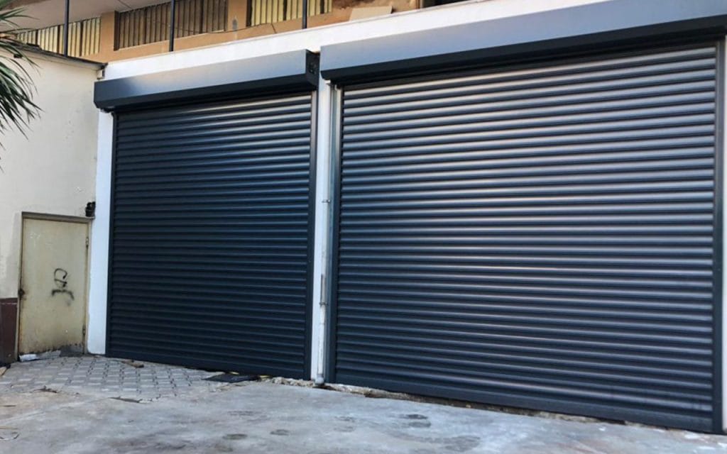 Γκαραζόπορτα και αυτόματο ρολό